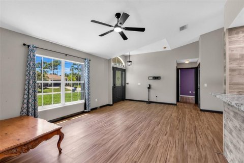 Villa ou maison à vendre à North Port, Floride: 3 chambres, 131.27 m2 № 1902267 - photo 5