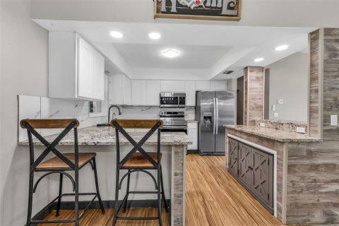 Villa ou maison à vendre à North Port, Floride: 3 chambres, 131.27 m2 № 1902267 - photo 8