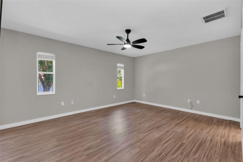 Villa ou maison à vendre à North Port, Floride: 3 chambres, 131.27 m2 № 1902267 - photo 15