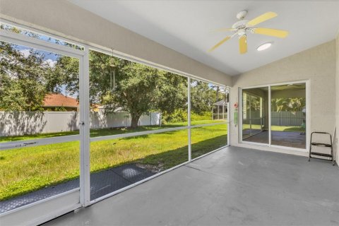 Villa ou maison à vendre à North Port, Floride: 3 chambres, 131.27 m2 № 1902267 - photo 28