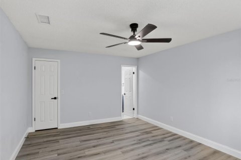 Casa en venta en Orlando, Florida, 4 dormitorios, 182.09 m2 № 1911631 - foto 14