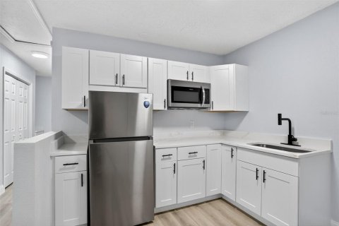 Casa en venta en Orlando, Florida, 4 dormitorios, 182.09 m2 № 1911631 - foto 24