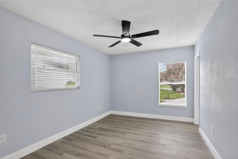 Casa en venta en Orlando, Florida, 4 dormitorios, 182.09 m2 № 1911631 - foto 26
