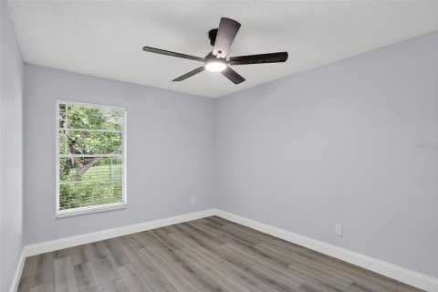 Casa en venta en Orlando, Florida, 4 dormitorios, 182.09 m2 № 1911631 - foto 2