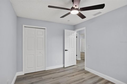 Casa en venta en Orlando, Florida, 4 dormitorios, 182.09 m2 № 1911631 - foto 21