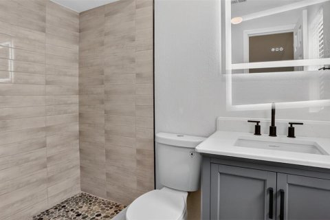 Casa en venta en Orlando, Florida, 4 dormitorios, 182.09 m2 № 1911631 - foto 17