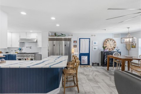 Casa en venta en Hernando Beach, Florida, 5 dormitorios, 264.59 m2 № 2217546 - foto 16