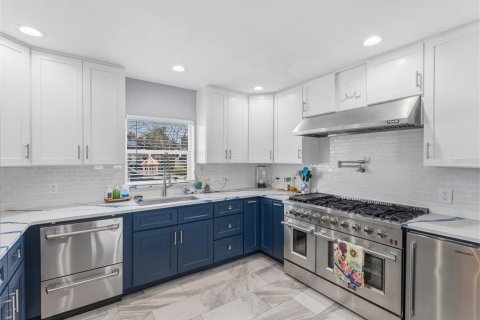 Casa en venta en Hernando Beach, Florida, 5 dormitorios, 264.59 m2 № 2217546 - foto 19