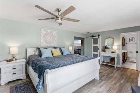 Casa en venta en Hernando Beach, Florida, 5 dormitorios, 264.59 m2 № 2217546 - foto 25