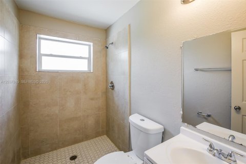 Villa ou maison à louer à Margate, Floride: 4 chambres, 134.52 m2 № 2168591 - photo 17