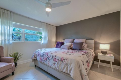Condominio en venta en Lauderdale Lakes, Florida, 2 dormitorios, 87.7 m2 № 2033192 - foto 16