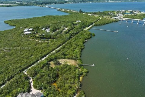 Купить земельный участок в Виро-Бич, Флорида № 1988130 - фото 5