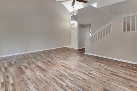 Condo in DeLand, Florida, 3 bedrooms  № 2239793 - photo 4