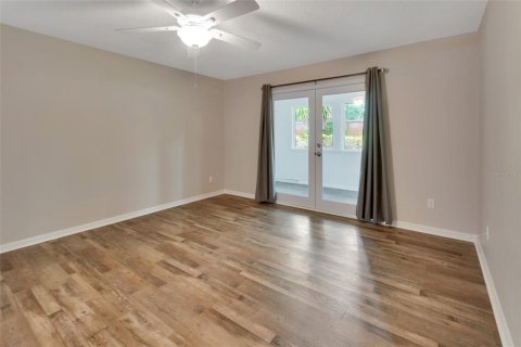 Condo in DeLand, Florida, 3 bedrooms  № 2239793 - photo 12