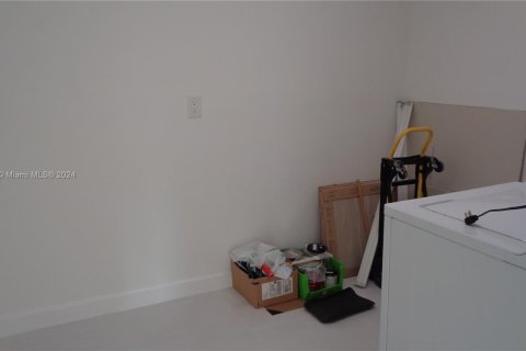 Condominio en venta en Tamarac, Florida, 2 dormitorios, 117.99 m2 № 1979107 - foto 19