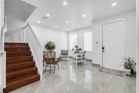 Casa en venta en Homestead, Florida, 4 dormitorios, 171.87 m2 № 1994643 - foto 13