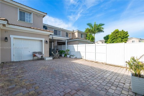 Casa en venta en Homestead, Florida, 4 dormitorios, 171.87 m2 № 1994643 - foto 26