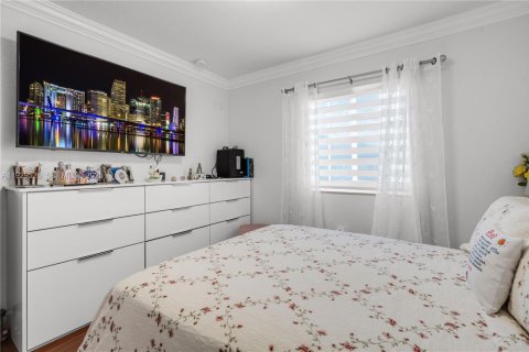 Casa en venta en Homestead, Florida, 4 dormitorios, 171.87 m2 № 1994643 - foto 17