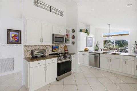 Casa en venta en Boynton Beach, Florida, 4 dormitorios, 202.34 m2 № 2008777 - foto 21