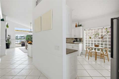 Casa en venta en Boynton Beach, Florida, 4 dormitorios, 202.34 m2 № 2008777 - foto 16