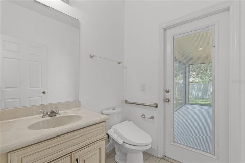 House in Windermere, Florida 4 bedrooms, 316.52 sq.m. № 1806907 - photo 18