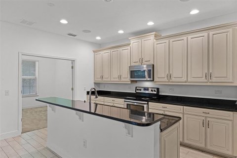 House in Windermere, Florida 4 bedrooms, 316.52 sq.m. № 1806907 - photo 8