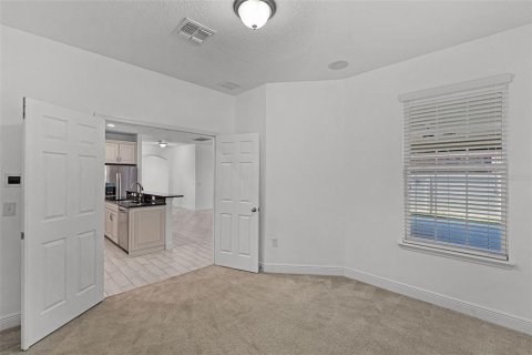 House in Windermere, Florida 4 bedrooms, 316.52 sq.m. № 1806907 - photo 16