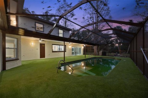 House in Tampa, Florida 4 bedrooms, 259.48 sq.m. № 1526375 - photo 27