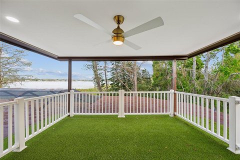 House in Tampa, Florida 4 bedrooms, 259.48 sq.m. № 1526375 - photo 18