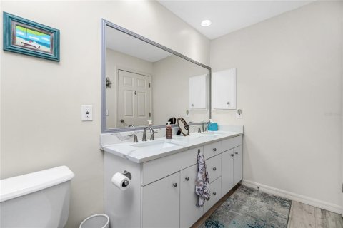 Condominio en venta en Englewood, Florida, 2 dormitorios, 125.42 m2 № 2411458 - foto 15