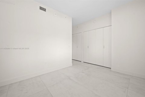 Appartement à louer à Miami, Floride: 3 chambres, 141.49 m2 № 1891635 - photo 23