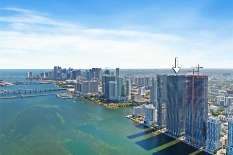 Appartement à louer à Miami, Floride: 3 chambres, 141.49 m2 № 1891635 - photo 4