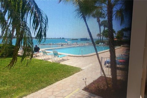 Copropriété à louer à Clearwater, Floride: 2 chambres, 130.9 m2 № 2413636 - photo 23