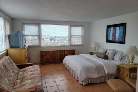 Copropriété à louer à Clearwater, Floride: 2 chambres, 130.9 m2 № 2413636 - photo 11