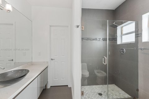 Купить виллу или дом в Серфсайд, Флорида 3 спальни, 253.07м2, № 2025796 - фото 20