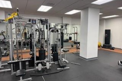 Condominio en venta en Sunny Isles Beach, Florida, 2 dormitorios, 114.55 m2 № 2000718 - foto 13