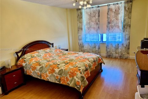 Condominio en venta en Sunny Isles Beach, Florida, 2 dormitorios, 114.55 m2 № 2000718 - foto 4