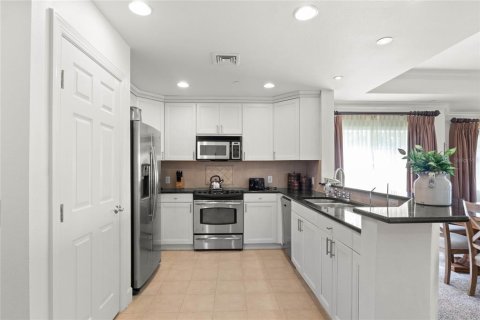 Condo in Four Corners, Florida, 3 bedrooms  № 1568193 - photo 6