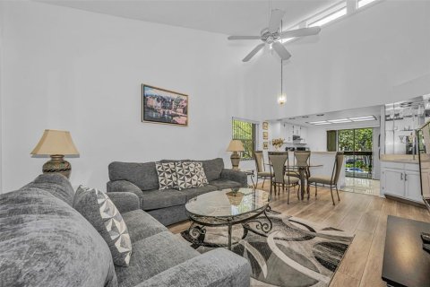 Condo in Oldsmar, Florida, 2 bedrooms № 2234640 - photo 6