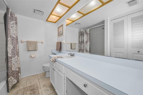 Condo in Oldsmar, Florida, 2 bedrooms № 2234640 - photo 24