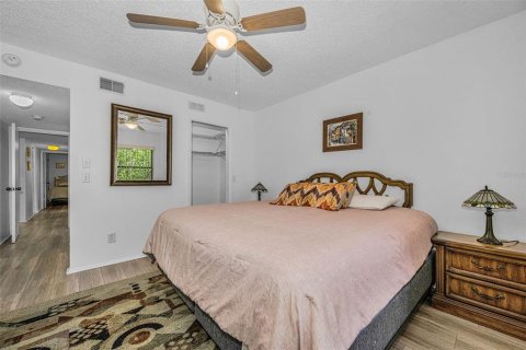 Condo in Oldsmar, Florida, 2 bedrooms № 2234640 - photo 23