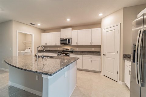 Casa en venta en Apollo Beach, Florida, 5 dormitorios, 205.78 m2 № 2386190 - foto 6