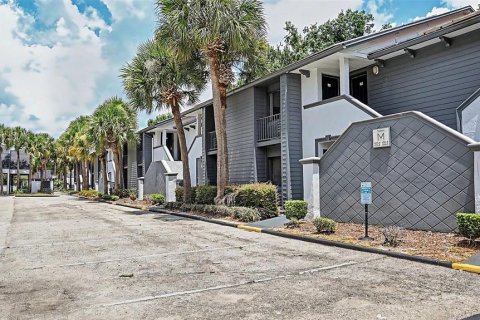 Condo à Kissimmee, Floride, 2 chambres  № 2437236