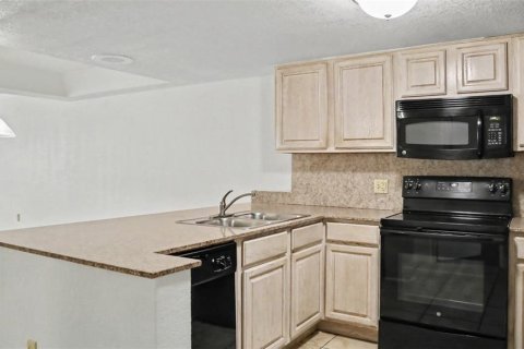 Copropriété à louer à Kissimmee, Floride: 2 chambres, 83.61 m2 № 2437236 - photo 8