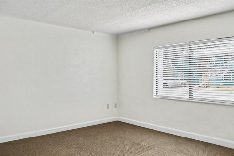 Copropriété à louer à Kissimmee, Floride: 2 chambres, 83.61 m2 № 2437236 - photo 15