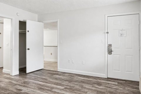 Copropriété à louer à Kissimmee, Floride: 2 chambres, 83.61 m2 № 2437236 - photo 11