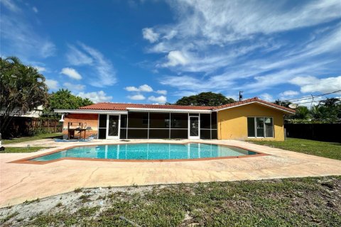 Villa ou maison à vendre à Pompano Beach, Floride: 3 chambres, 151.24 m2 № 1931040 - photo 1