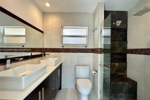 Villa ou maison à vendre à Pompano Beach, Floride: 3 chambres, 151.24 m2 № 1931040 - photo 14