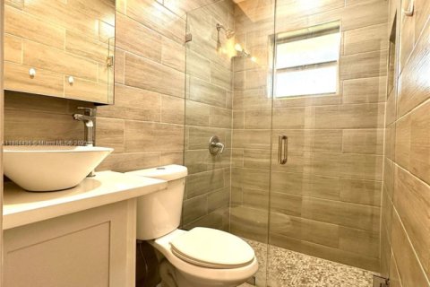 Villa ou maison à vendre à Pompano Beach, Floride: 3 chambres, 151.24 m2 № 1931040 - photo 18