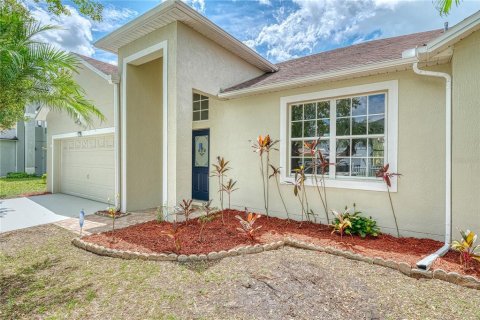 House in Kissimmee, Florida 3 bedrooms, 174.28 sq.m. № 1846387 - photo 18